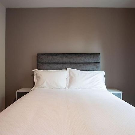 Stunning 2Br Next To The City Airport Bhd - Free Parking Belfast Exteriör bild