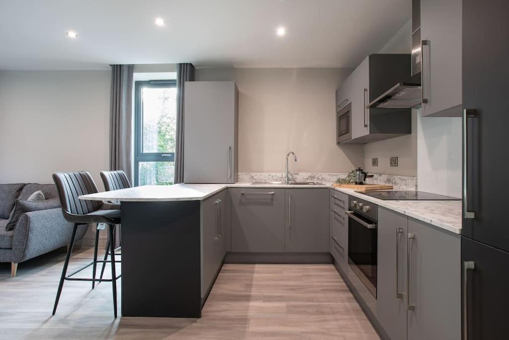 Stunning 2Br Next To The City Airport Bhd - Free Parking Belfast Exteriör bild