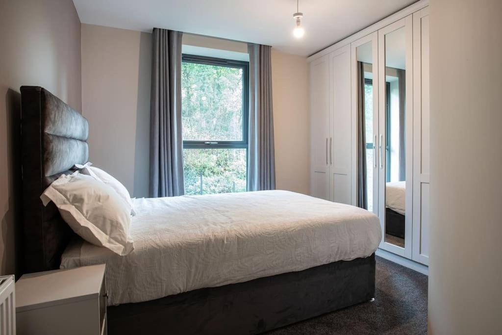 Stunning 2Br Next To The City Airport Bhd - Free Parking Belfast Exteriör bild